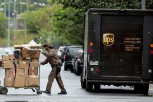 abdli nakliye sirketi ups bu yil 48 bin kisinin isine son verdi RaczcS98.jpg