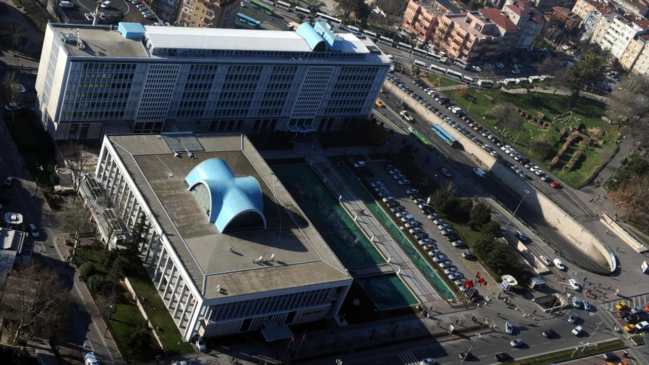 ibbye yonelik yolsuzluk sorusturmasinda 4 kisi hakkinda gozalti karari UdJjh3NG.jpg