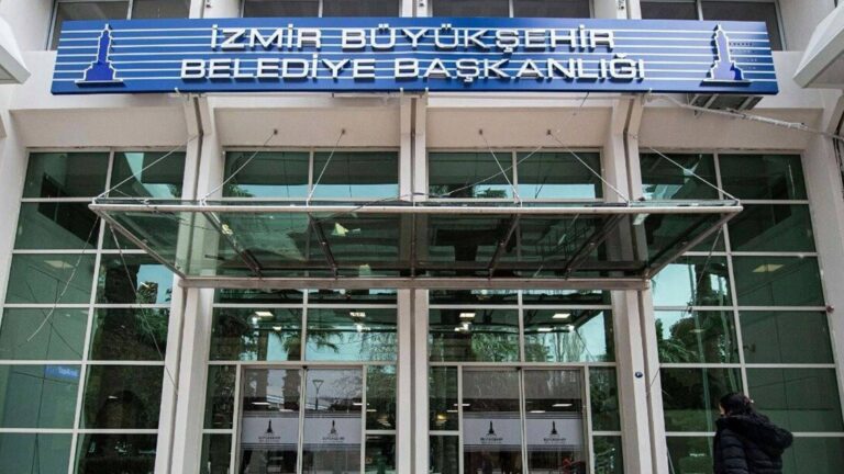 izbeton davasinda bassavciliktan aralarinda chp izmir il baskani aslanoglunun da bulundugu 2 kisinin tahliyesine itiraz 2FZXdsRr.jpg