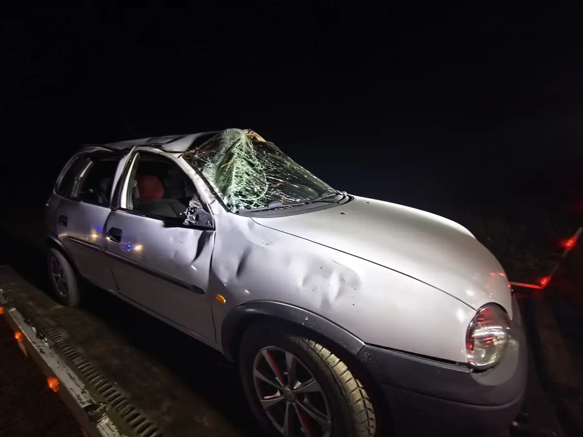 kesanda takla atan aracta 2 yarali jUVUGOkp.jpg