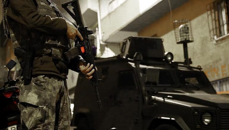 masak rapor hazirladi operasyon basladi daese 80milyon lira toplamislar CdEm4pI6.jpg