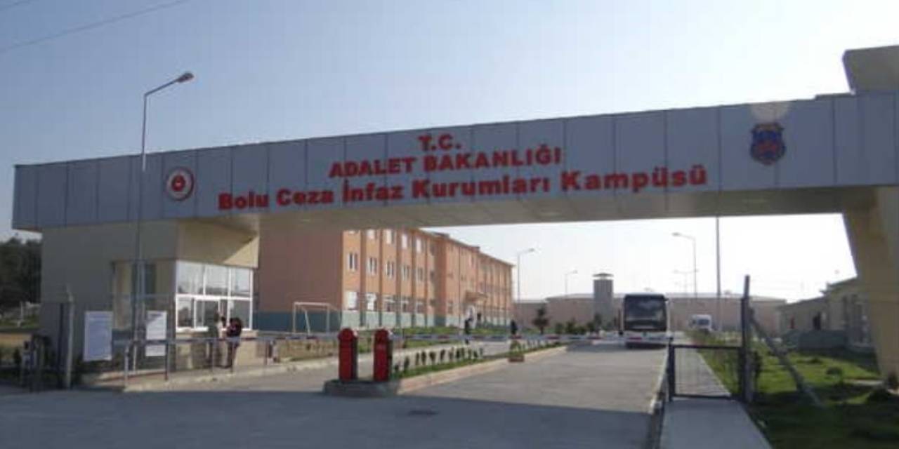 cezaevinde dehset olay babasinin dovup duvara firlattigi kizin saglik durumu hakkinda yeni gelisme GrM52rtw.jpg