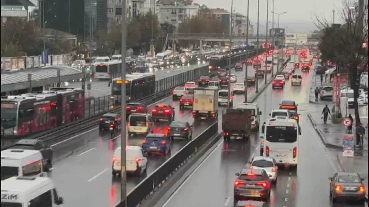 istanbulda trafik yogunlugu yuzde 89a ulasti E4n4JsHd.jpg