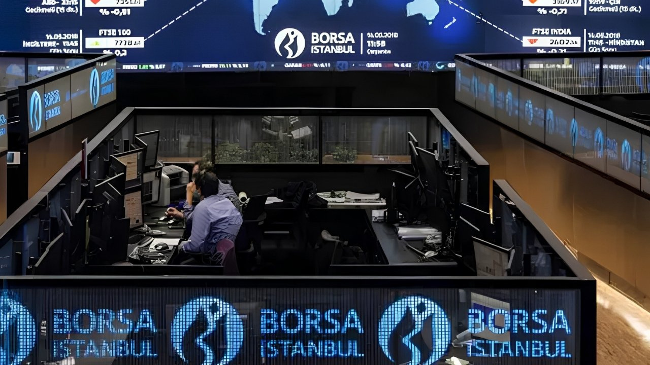 borsada-tarihi-inis-cikis-rekor-da-cokus-de-pes-pese-yasandi-1xj4TqWD