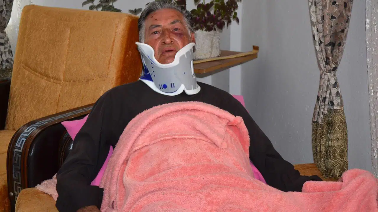 litvanyali-boksor-telefonunu-sarja-takmadi-diye-tur-soforunu-darbetti-biBDxRVJ